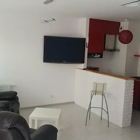 - Targi, Dworzec Poznań