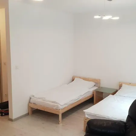 - Targi, Dworzec * Poznań
