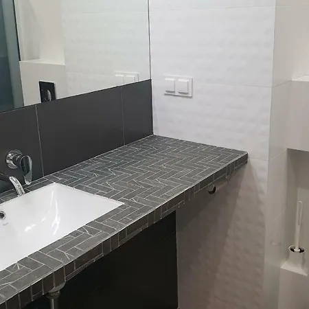 - Targi, Dworzec Apartment *